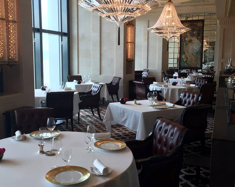 ../Images/YANG,MEI-CHEN Four Seasons Hotel Hong Kong (3).jpg